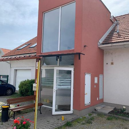 Apartments Biely Kostol Εξωτερικό φωτογραφία