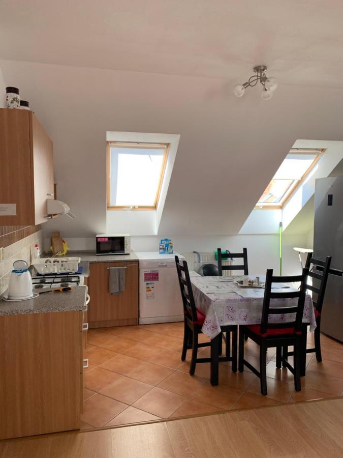 Apartments Biely Kostol Εξωτερικό φωτογραφία