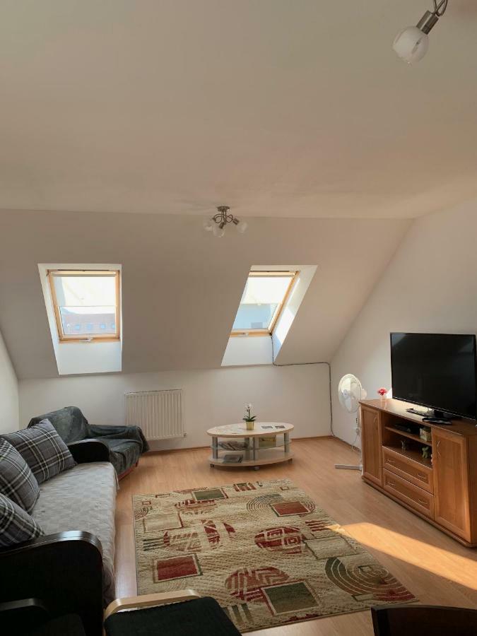 Apartments Biely Kostol Εξωτερικό φωτογραφία